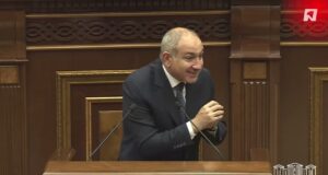 Ինչո՞ւ է Երեւանի քաղաքապետարանը 20.000 դոլարանոց տոմս գնել, եթե կարելի էր 10-ապատիկ էժանը գնել: